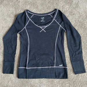 Women’s Avia long sleeve top